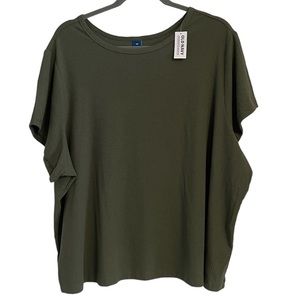 NWT Rib-knit Cropped Fit Tee